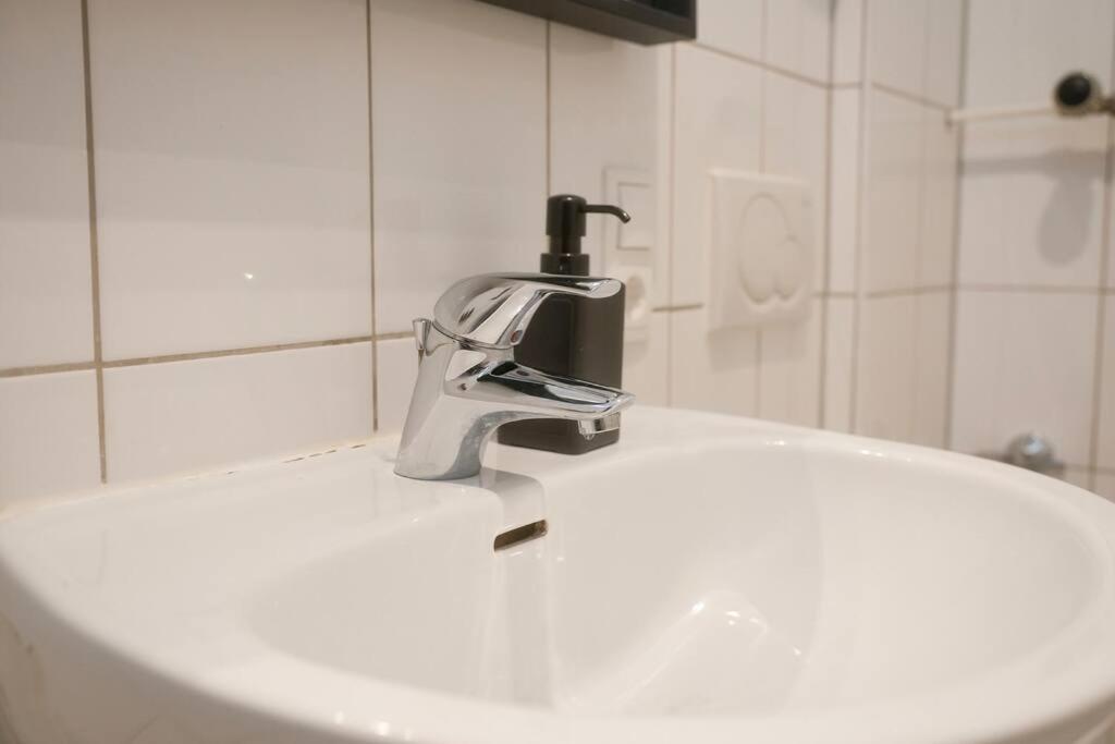 Stadtoase Wohnung Nahe Hauptbahnhof Koblenz  Buitenkant foto